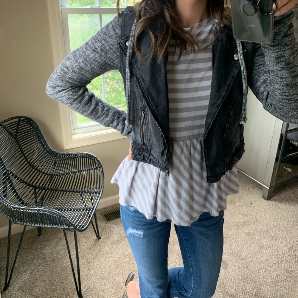 CROP BLACK DENIM JACKET 🖤